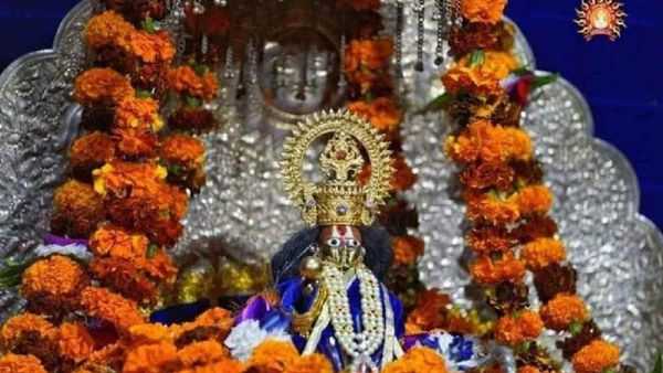 Chhoti Diwali 2023: दिवाली की संध्या फूलों से सजा भव्य 'राम मंदिर', मनमोहक VIDEO आया सामने