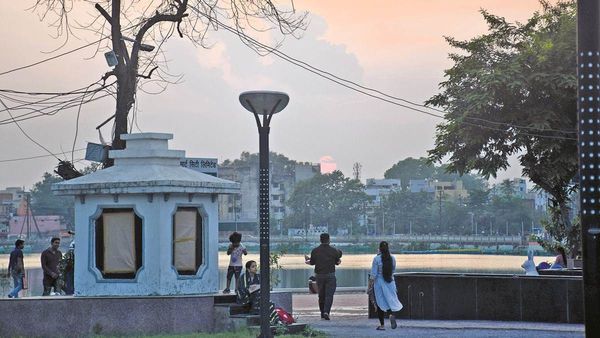 CG Weather: दिवाली के बाद छत्तीसगढ़ में मौसम ने ली करवट, अगले 2 दिनों में तापमान गिरने से बढ़ेगी सर्दी की सितम
