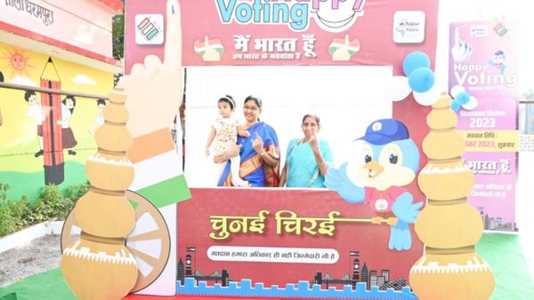 Chhattisgarh Elections 2023: छत्तीसगढ़ में 11 बजे तक 19.65% वोटिंग, बलरामपुर में सबसे ज्यादा 24.35% मतदान