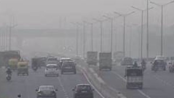 UP News: लखनऊ समेत कई शहरों AQI लेबल को लेकर योगी सरकार गंभीर, जानिए क्या कह रहे एक्सपर्ट