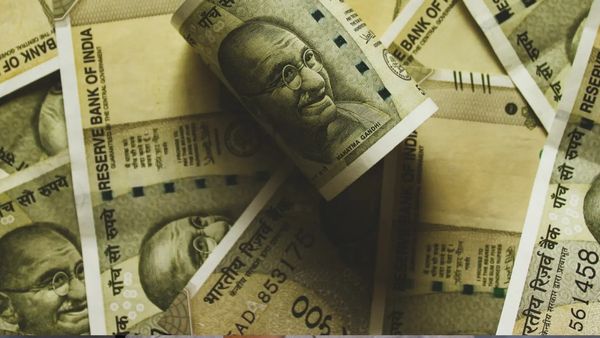 चुनावी बांड बिक्री के 28वें चरण में तेलंगाना का हैदराबाद रहा अव्‍वल, 377 करोड़ की हुई बिक्री  