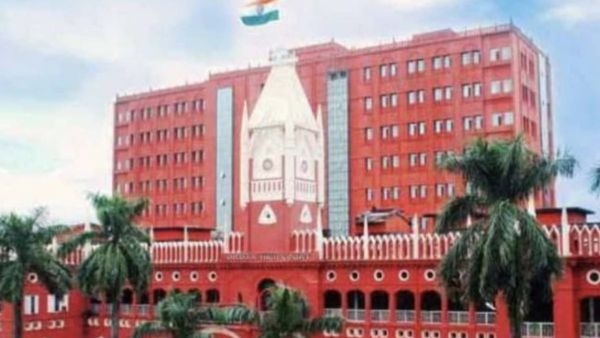 ओडिशा: 'प्रॉक्सी सरपंच पर अंकुश लगाएं नवीन पटनायक सरकार', उड़ीसा हाईकोर्ट ने दिए निर्देश 