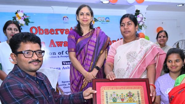 ओडिशा: मिशन शक्ति मंत्री बसंती बोलीं- गोद लेना हर बच्चे के लिए परिवार सुनिश्चित करने का सबसे अच्छा तरीका है