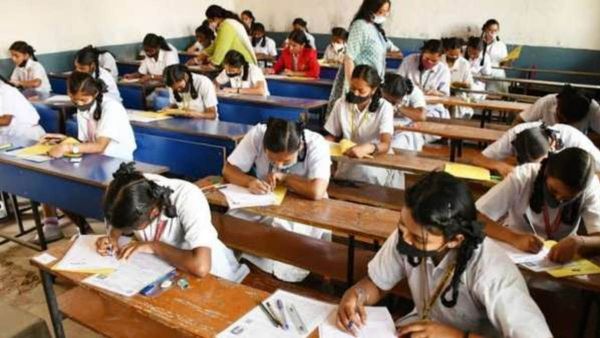 ओडिशा: 10वीं की परीक्षा देने वाले छात्रों का तनाव दूर करने के लिए सरकार जल्‍द शुरू करने जा रही स्‍पेशल सेल