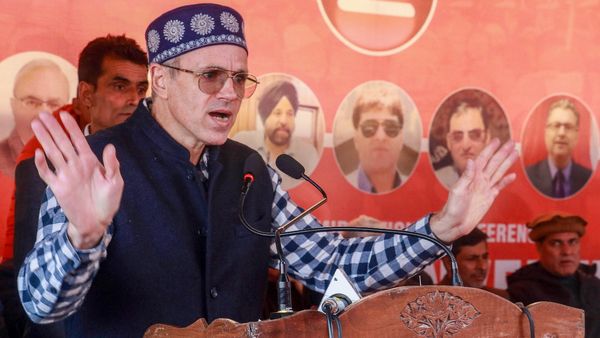 कर्नाटक: 'चिंता है BJP ने नहीं, यह आदेश कांग्रेस ने जारी किया है', परीक्षा में ड्रेस कोड पर भड़के उमर अब्दुल्ल