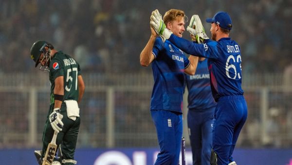 4 साल के भीतर इंग्लैंड के खिलाफ पाकिस्तान की 8वीं हार, मैच में बने ये दिलचस्प रिकॉर्ड