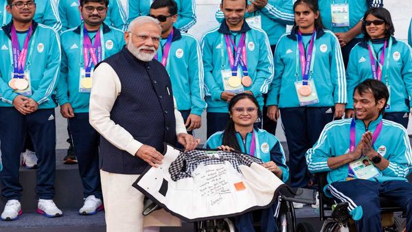 'भारत 2030 यूथ ओलंपिक, 2036 ओलंपिक की मेजबानी का इच्छुक', एशियाई पैरा एथलीटों से PM मोदी