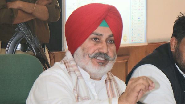 Punjab News: पटियाला पहुंचे मंत्री चेतन सिंह, सिचाईं विभाग के अफसरों संग की समीक्षा बैठक