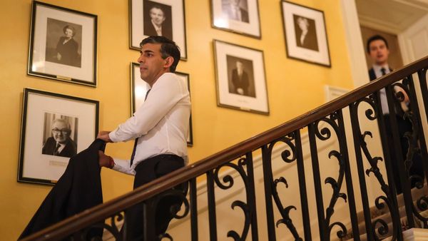 ‘अब बहुत हुआ...ऋषि सुनक के जाने का टाइम आ गया है’, ब्रिटेन के PM को मिला पहला अविश्वास पत्र