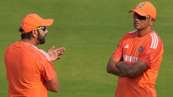 फाइनल में हार के बाद Rahul Dravid ने खड़े किए हाथ, कोच बने रहने के इच्छुक नहीं, अब ये दिग्गज संभालेगा कमान?