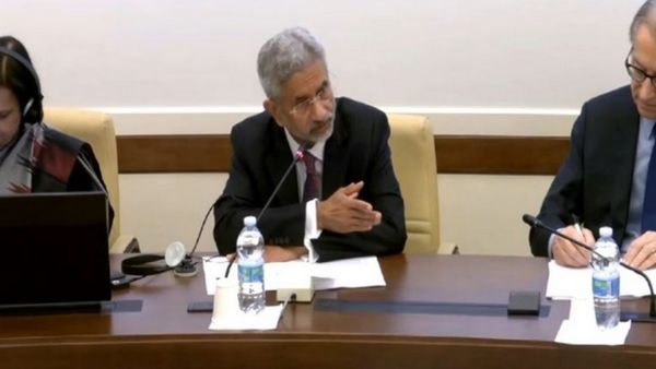 'आतंकवाद अस्वीकार्य है, लेकिन फिलिस्तीन का भी समाधान निकालना जरूरी', इजरायल-हमास युद्ध पर बोले एस जयशंकर