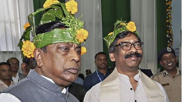 झारखंड: 22 नवंबर को पाकुड़ का दौरा करेंगे सीएम हेमंत सोरेन, तैयारी में जुटे झामुमो कार्यकर्ता