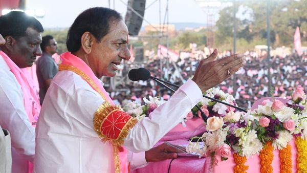 तेलंगाना: 'आपका वोट बेहद कीमती, भाजपा के पक्ष में डाला तो गंदे नाले में फेंकने जैसा', बोले सीएम केसीआर 