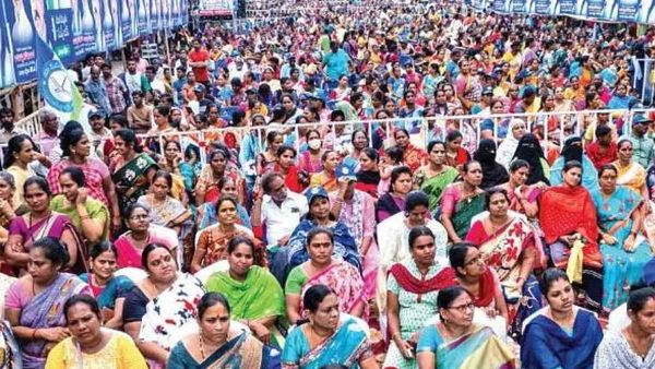 YSRC Bus Yatra: मंत्री मेरुगु नागार्जुन बोले- आंध्र प्रदेश की GDP में 50 प्रतिशत की वृद्धि