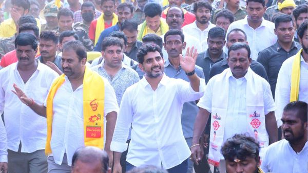 Andhra: युवा गालम पदयात्रा के दौरान बढ़ा TDP का कुनबा, कई YSRCP नेताओं ने जॉइन की पार्टी