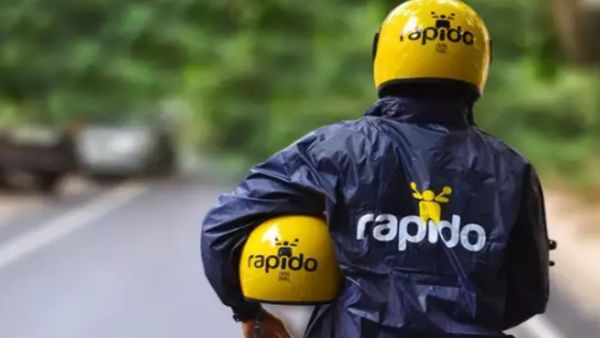 अच्छी खासी कंपनी में मैनेजर का पद छोड़ ऊबर ड्राइवर बना शख्स, लोग बोले- 'बेंगलोर में सब पॉसिबल...'