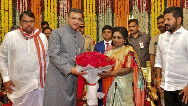 जानें क्या होता है प्रोटेम स्पीकर, जिसको लेकर तेलंगाना में छिड़ा है विवाद, कौन करता है नियुक्त, जानिए नियम