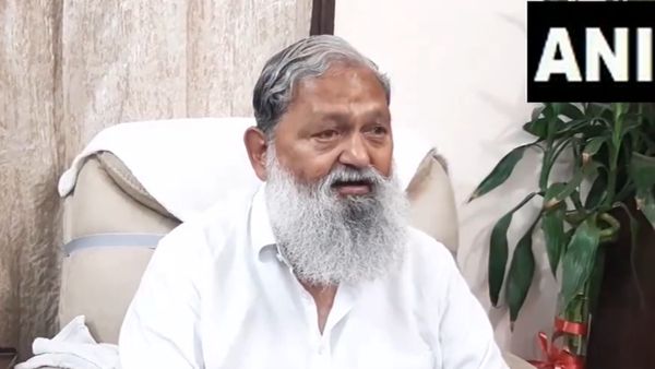 हरियाणा: 'कल्याण बनर्जी को चिड़िया घर में डाल देना चाहिए', मिमिक्री को मौलिक अधिकार बताने पर भड़के अनिल विज