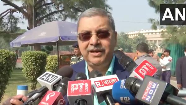 'अभिव्यक्ति का एक रूप और मौलिक अधिकार है मिमिक्री', TMC MP कल्याण बनर्जी ने फिर किया उपराष्ट्रपति पर हमला