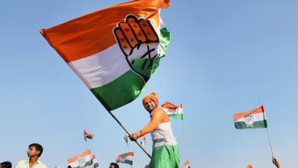 Telangana: सीएम का संकट सुलझा, तो अब डॉक्टर एसोसिएशन ने रख दी कांग्रेस के सामने बड़ी मांग