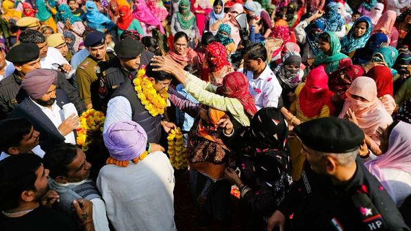 सड़कों के नव निर्माण पर खर्च होंगे 3700 करोड़ रुपए: दुष्यंत चौटाला