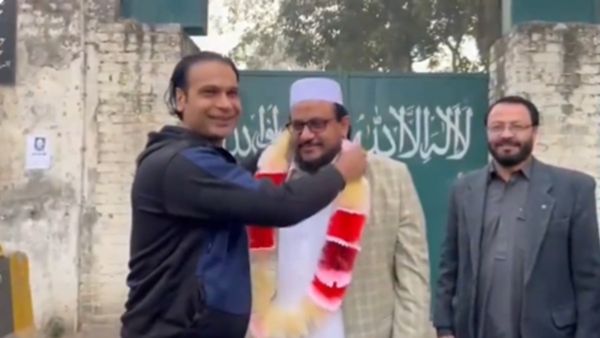 चीन की वजह से वांटेड आतंकवादी नहीं बन पाया है हाफिज सईद का बेटा, चुनाव लड़ रहे तल्हा सईद पर जानिए 5 फैक्ट्स