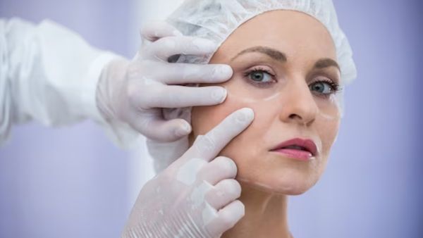 Anti-Aging Products: बहुत तेजी से फैल रहा है जवानी बरकरार रखने का कारोबार