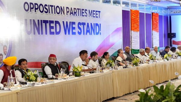 Rajasthan News: विपक्ष को गठबंधन या फिर संगठन की जरूरत क्यों ? जानिए सियासी मायने