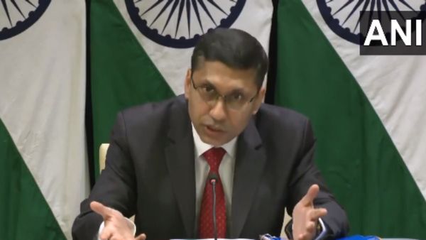 कश्मीर विवाद में चौधरी बनने चले इस्लामिक देशों को भारत ने फटकारा, सऊदी की अध्यक्षता वाले OIC पर जानें क्या कहा