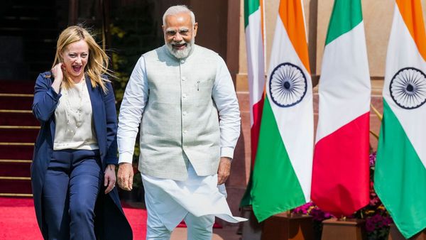 PM मोदी की बेस्ट फ्रेंड मेलोनी ने शी जिनपिंग को दिया जोर का झटका, चीन के BRI प्रोजेक्ट से बाहर निकला इटली