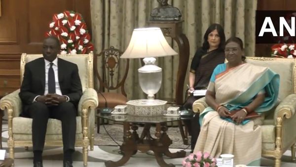 'वैश्विक मुद्दों पर केन्या-भारत का समान विचार', राष्ट्रपति द्रौपदी मुर्मू ने डॉ. रुटो के सम्मान में दिया भोज