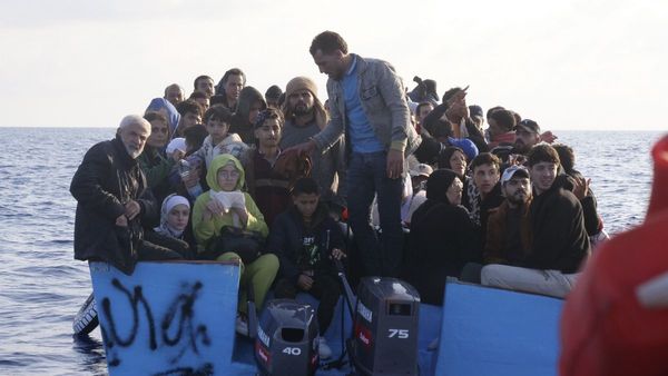 Libya News: लीबिया में बड़ा हादसा, यूरोप जा रही नाव समंदर में डूबी, 61 प्रवासियों की मौत