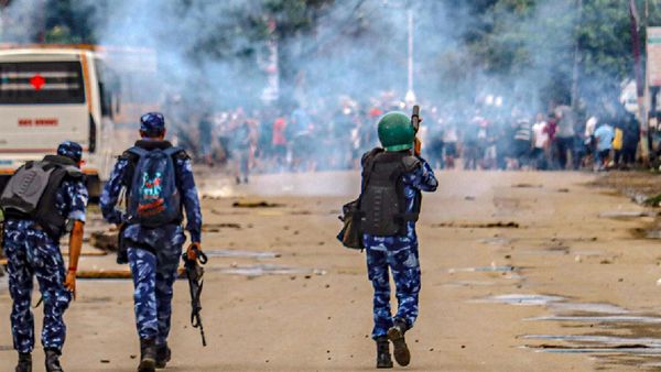 मणिपुर में संदिग्ध उग्रवादियों ने सुरक्षा बलों पर IED से किया हमला, पुलिसकर्मी घायल