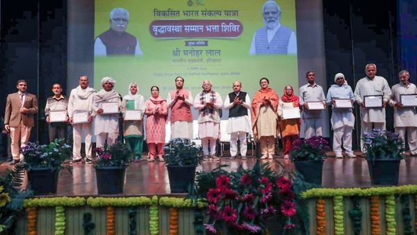 सोनीपत में सीएम खट्टर ने स्वीकृत की 3000 बुजुर्गों की पेंशन, जनवरी 2024 से मिलेगी