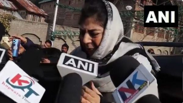 'जब दूसरी तरफ सरकार की पूरी ताकत, पैसा, ECI तो...', Election Results पर महबूबा मुफ्ती का बड़ा आरोप