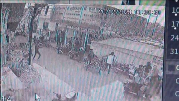 Video: सालों पुरानी दोस्ती पर भारी मोहब्बत, जिगरी यार ने दोस्त को मारी गोली, खौफनाक वीडियो वायरल