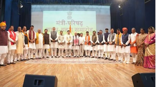 MP Cabinet: शिवराज के बाद उनके करीबियों पर भी चला दिल्ली दरबार का डंडा