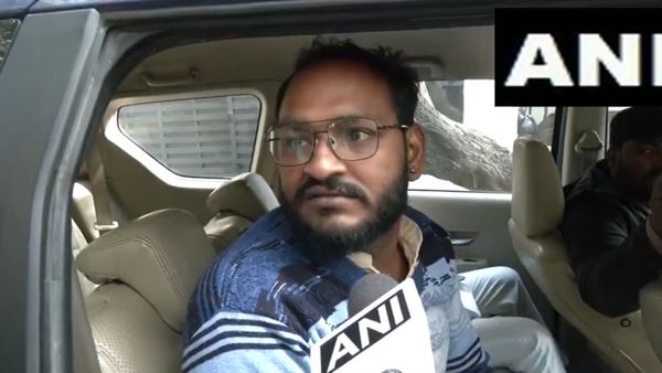 '3 दिन हो गए, उसके लिए कपड़े लेकर आए थे, मिलने नहीं दिया', और क्या बोले संसद में घुसपैठ की आरोपी नीलम के भाई