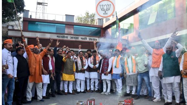 Assembly Elections Result 2023: तीन राज्यों में बंपर जीत की ओर बीजेपी, लखनऊ बीजेपी मुख्यालय पर मना जश्न