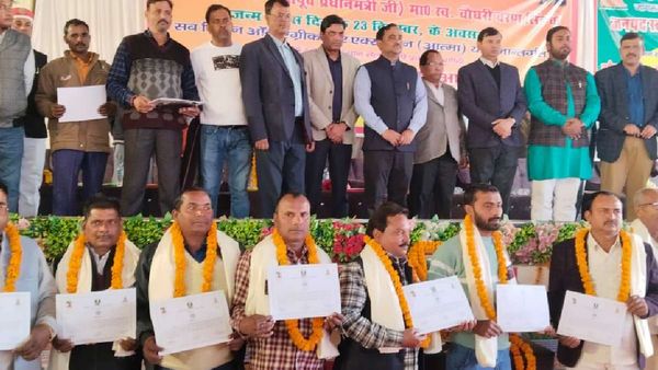 Maharajganj News: सबमिशन ऑन एग्रीकल्चर एक्सटेंशन योजना के तहत हुई यह खास पहल