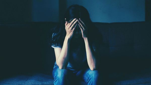 MP News: प्रेमी के लिए पति को पीट-पीटकर मार डाला, आजीवन कारावास होते ही महिला ने खा लिया जहर