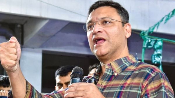 Telangana: लोकतंत्र जरूरी है तो अकबरुद्दीन मजबूरी है