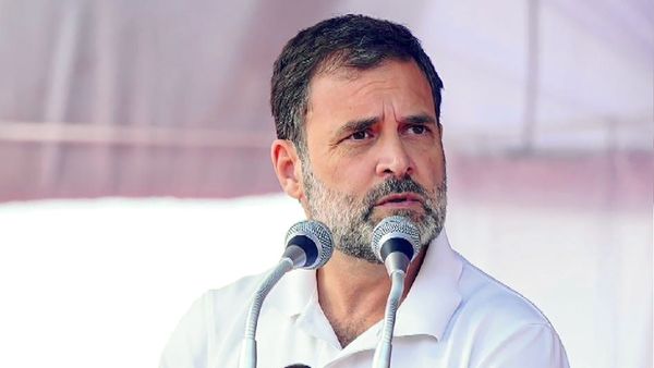 नेवी एयरपोर्ट पर राहुल गांधी के विमान को नहीं मिली उतरने की अनुमति, भड़की कांग्रेस