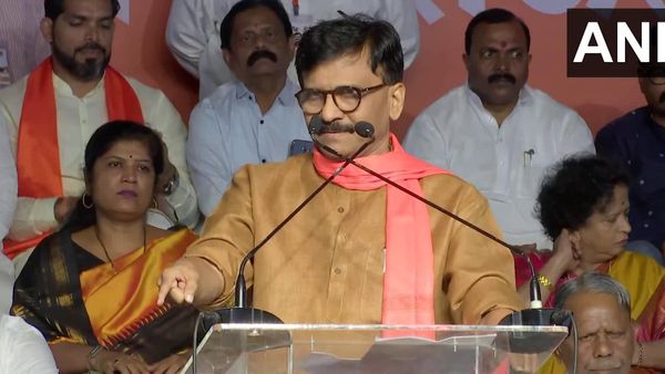 'बीजेपी के लोग एक नंबर के झूठे, शिवसेना से डरते हैं इसलिए तोड़ दिया', ये क्या बोल गए संजय राउत