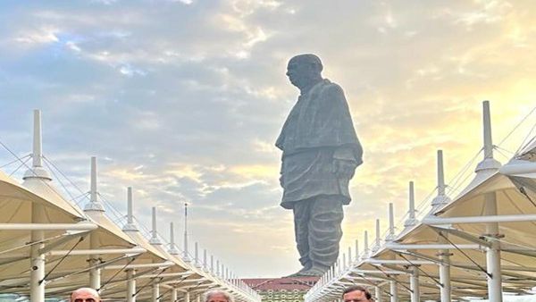 Statue Of Unity: नए साल का जश्न मनाने रिकॉर्ड तोड़ संख्या में पहुंच रहे टूरिस्ट, अब तक 2 लाख सैलानी आए