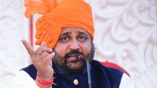 करणी सेना के अध्यक्ष सुखदेव सिंह गोगामेड़ी को क्यों नहीं दी गई थी पुलिस सुरक्षा? हत्या के बाद उठे सवाल