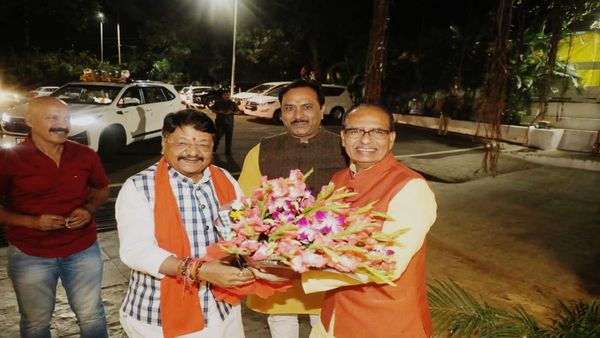 विधायक दल की बैठक से पहले कैलाश विजयवर्गीय और शिवराज की मुलाकात, जानिए क्या है मायने