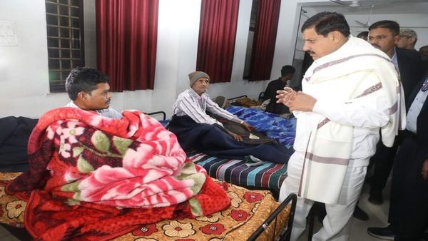 Bhopal News: बढ़ती ठंड को देखकर सीएम डॉ मोहन यादव सतर्क, आधी रात किया रैन बसेरा का निरीक्षण