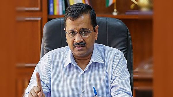 दिल्ली के CM अरविंद केजरीवाल ने दी नए साल की शुभकामनाएं, कहा- खूब तरक्की करें