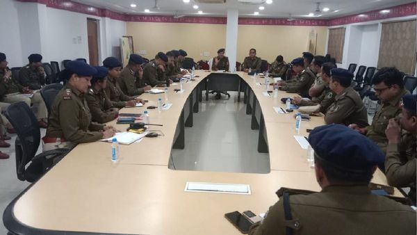 छत्तीसगढ़: न्यू ईयर फंक्शन के दौरान हुड़दंग किया तो खैर नहीं, होटल, रायपुर में रेस्टोरेंट की सुरक्षा बढ़ाई गई